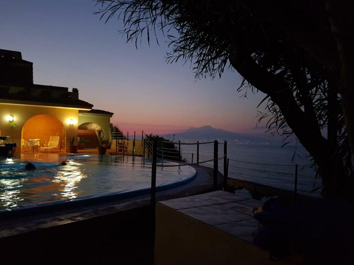 Iris House Apartment Agnone Bagni Exterior photo